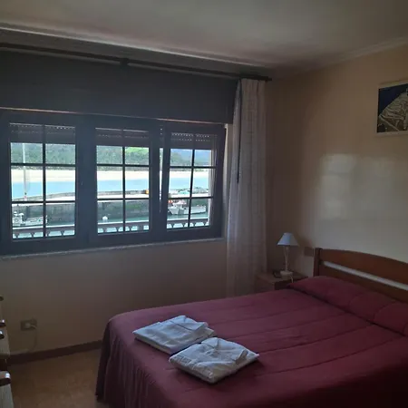 La Marina * Porto do Barqueiro