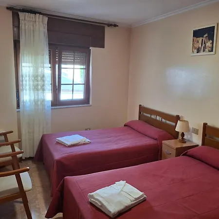 La Marina 招待所 *